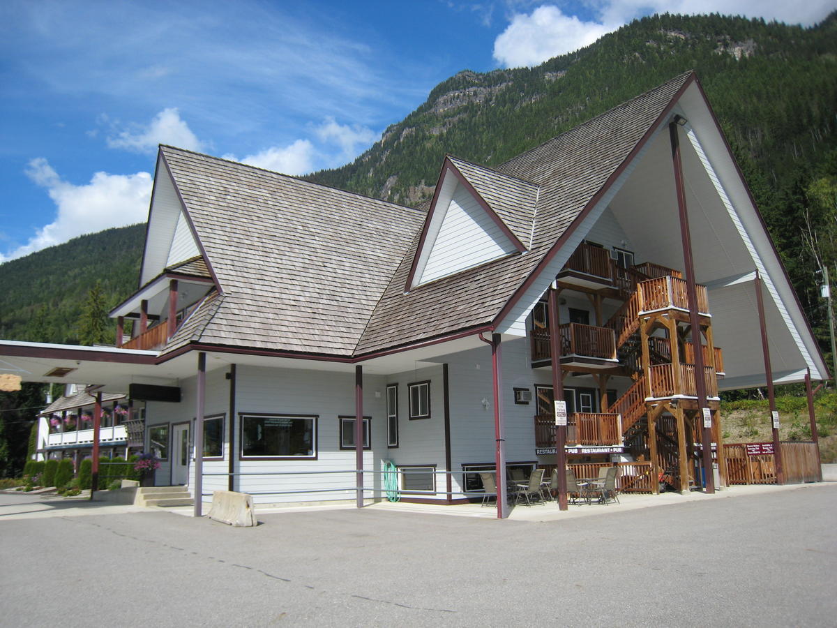 Peaks Lodge Revelstoke Exteriér fotografie